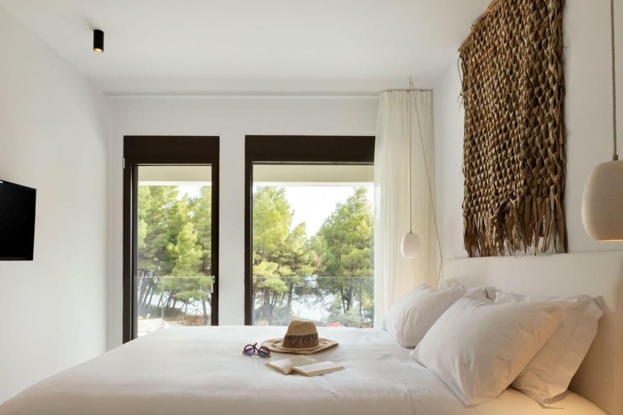 Amantes Villas And Suites Nikiti  Exterior photo