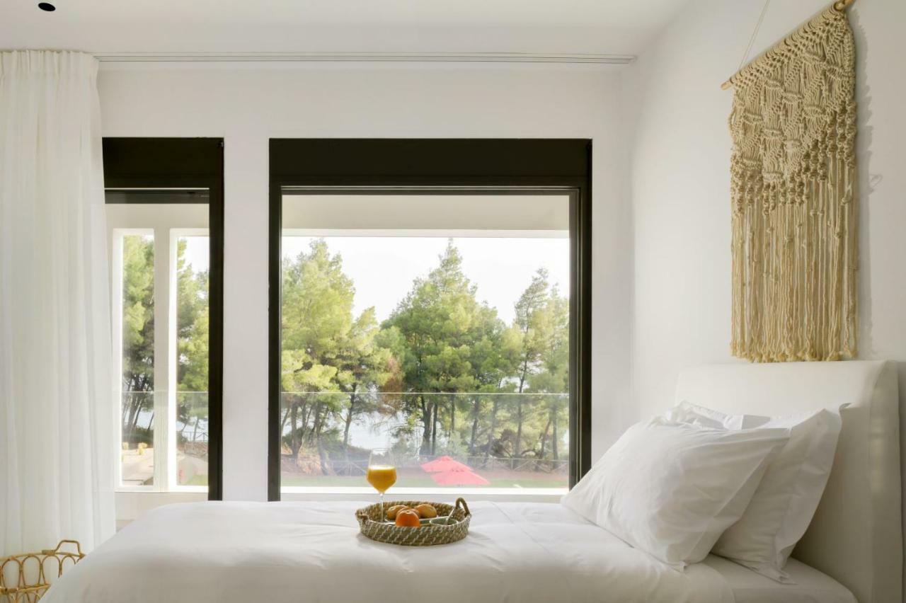 Amantes Villas And Suites Nikiti  Exterior photo